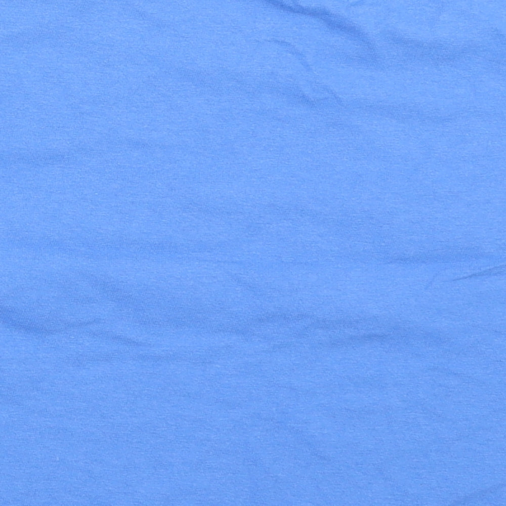 Brand and care label for BDG women’s blue cropped t-shirt, size S