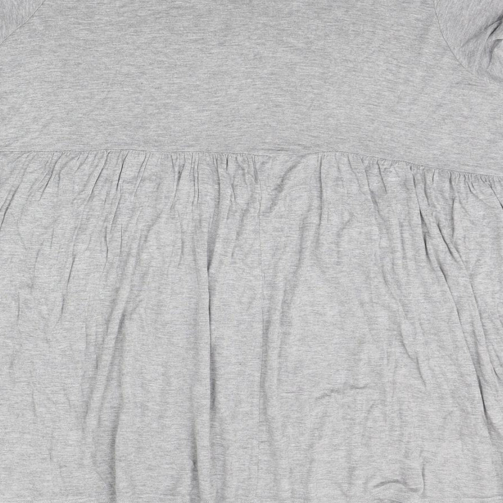 Womens UK Size 8 PRETTYLITTLETHING Grey Basic T-Shirt