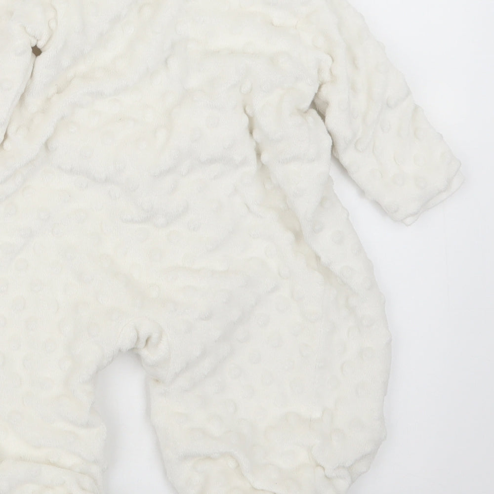 Brand and care label for kyle&deena girls’ white coverall outfit/set, size 6-9, months