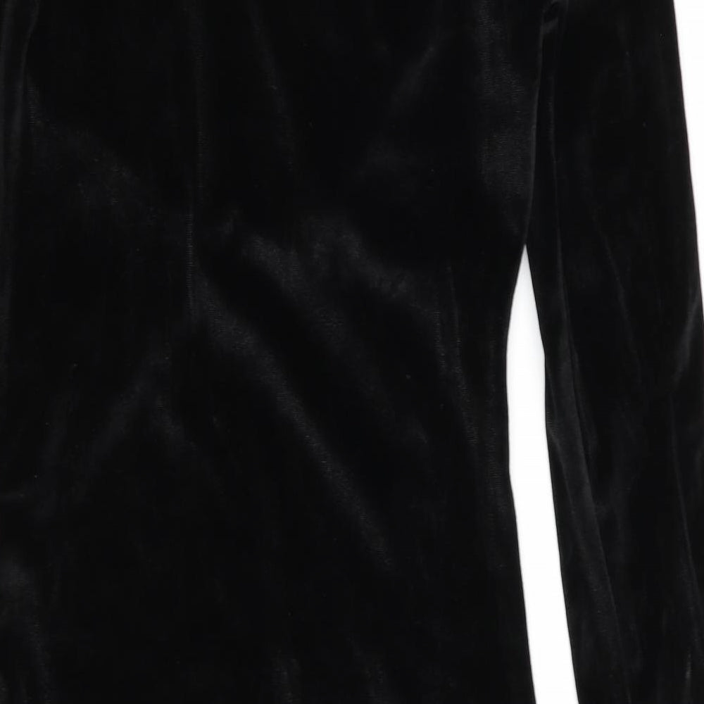 Brand and care label for Boohoo women’s black fit & flare, size UK 10