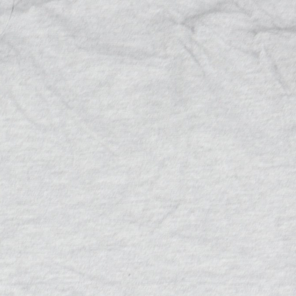 Brand and care label for Mothercare boys’ grey basic t-shirt, size 5-6, years