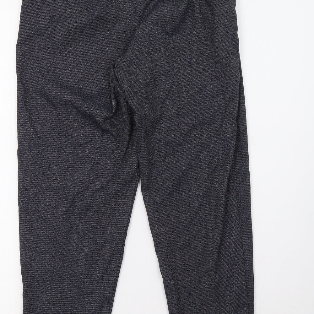 Brand and care label for New Look women’s blue trousers, size UK 10, 28-inch leg
