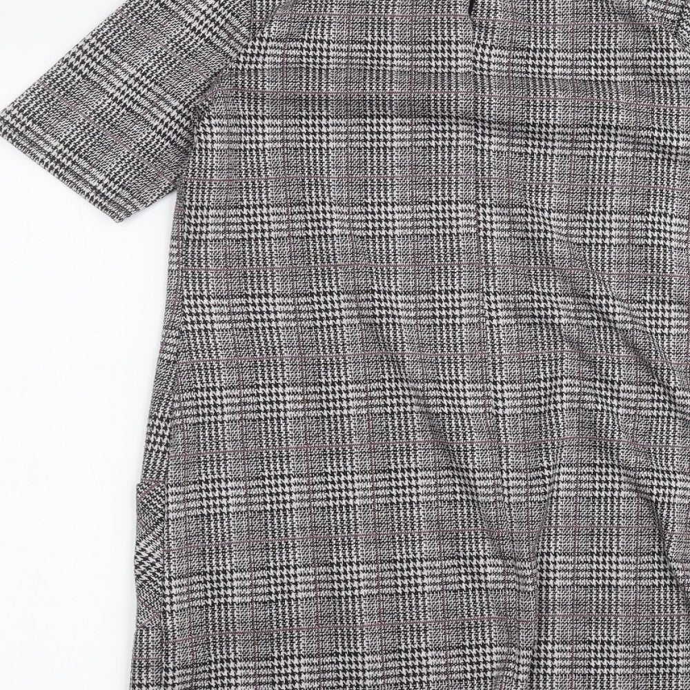 Brand and care label for Dorothy Perkins women’s black a-line, size UK 10