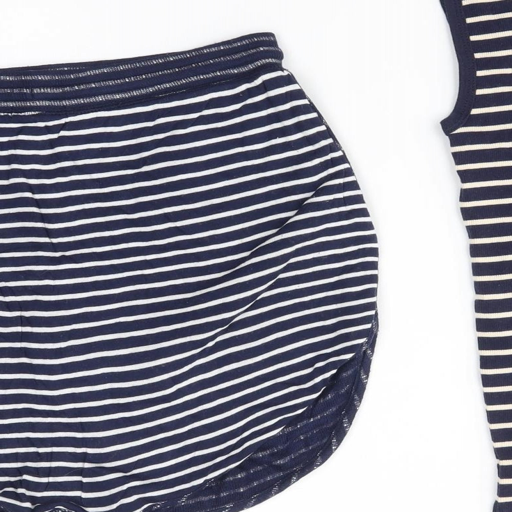 Brand and care label for Gap women’s blue striped mini skirt, size XS
