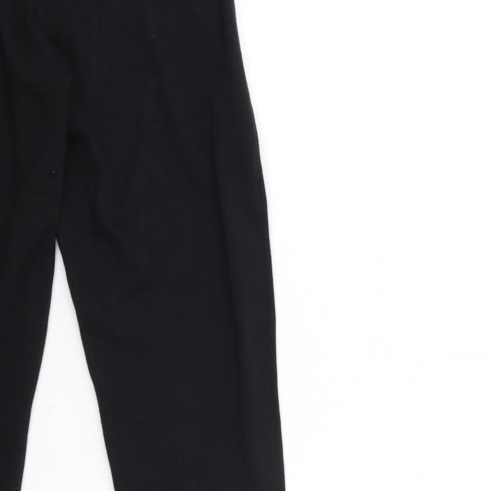 Brand and care label for Primark women’s black sweatpants, size UK 6, 28-inch leg