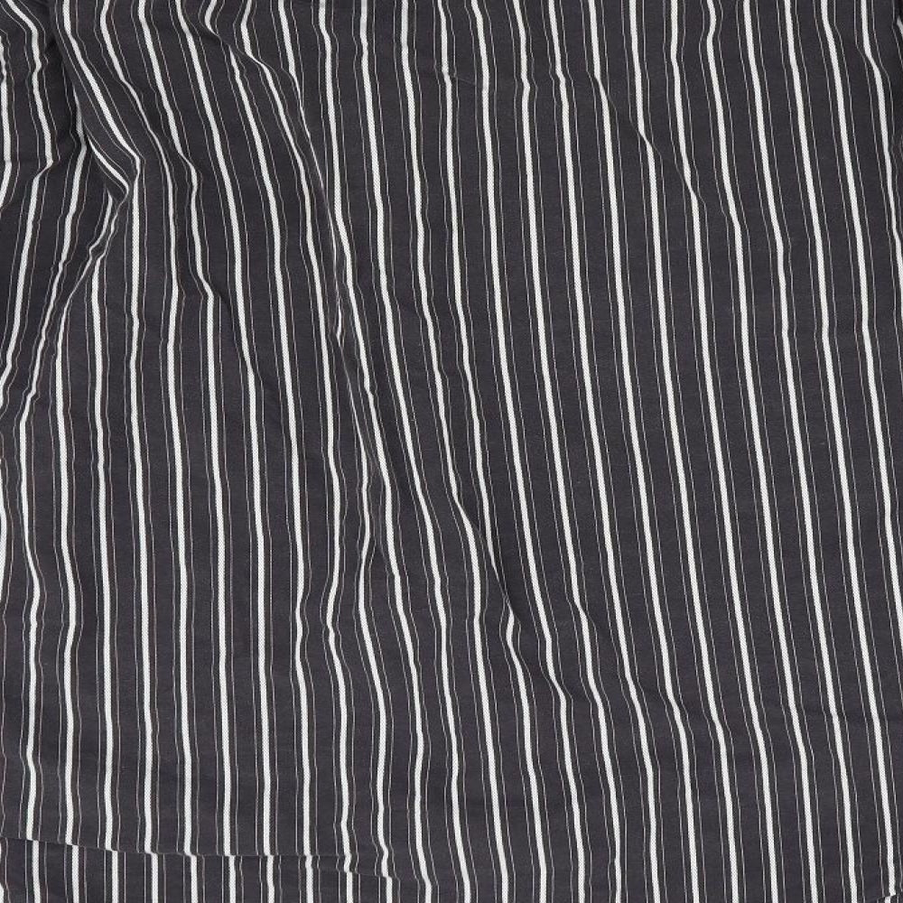 Brand and care label for John Master men’s brown striped button-up, size L