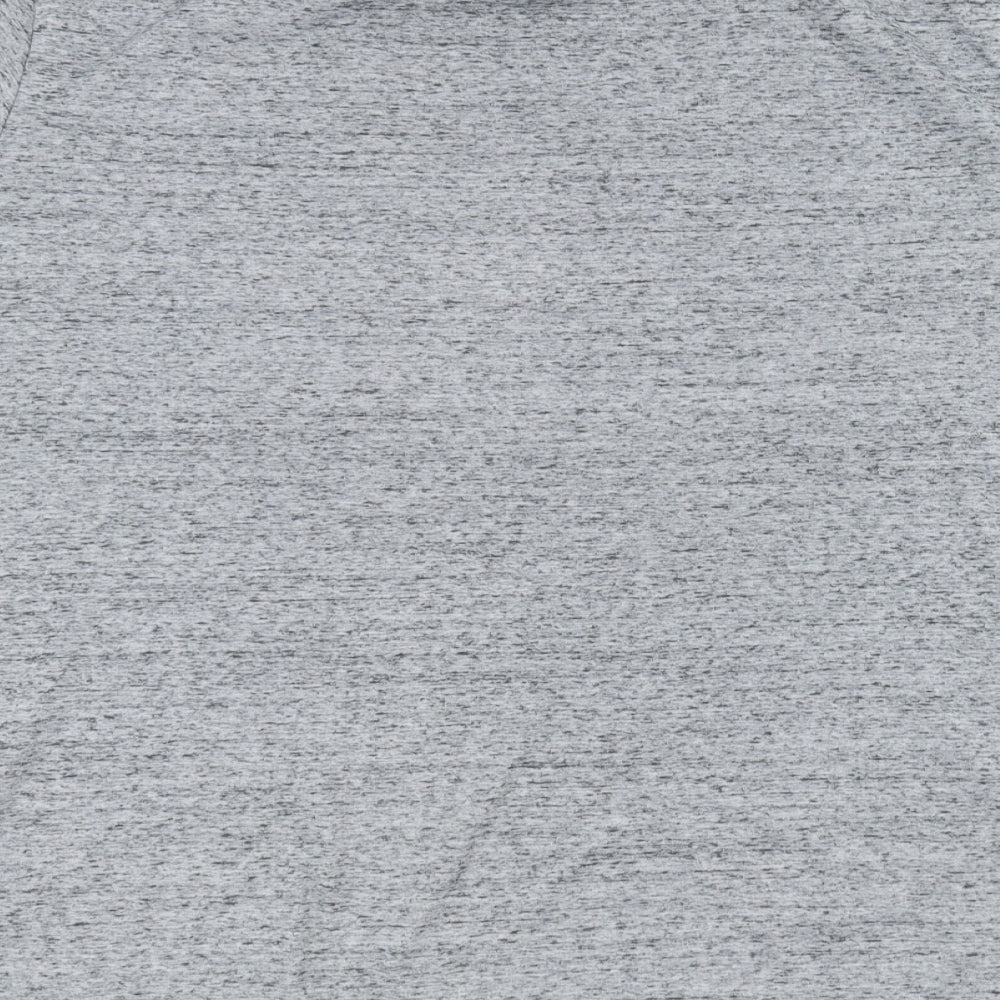 Brand and care label for Very girls’ grey basic t-shirt, size 3XL