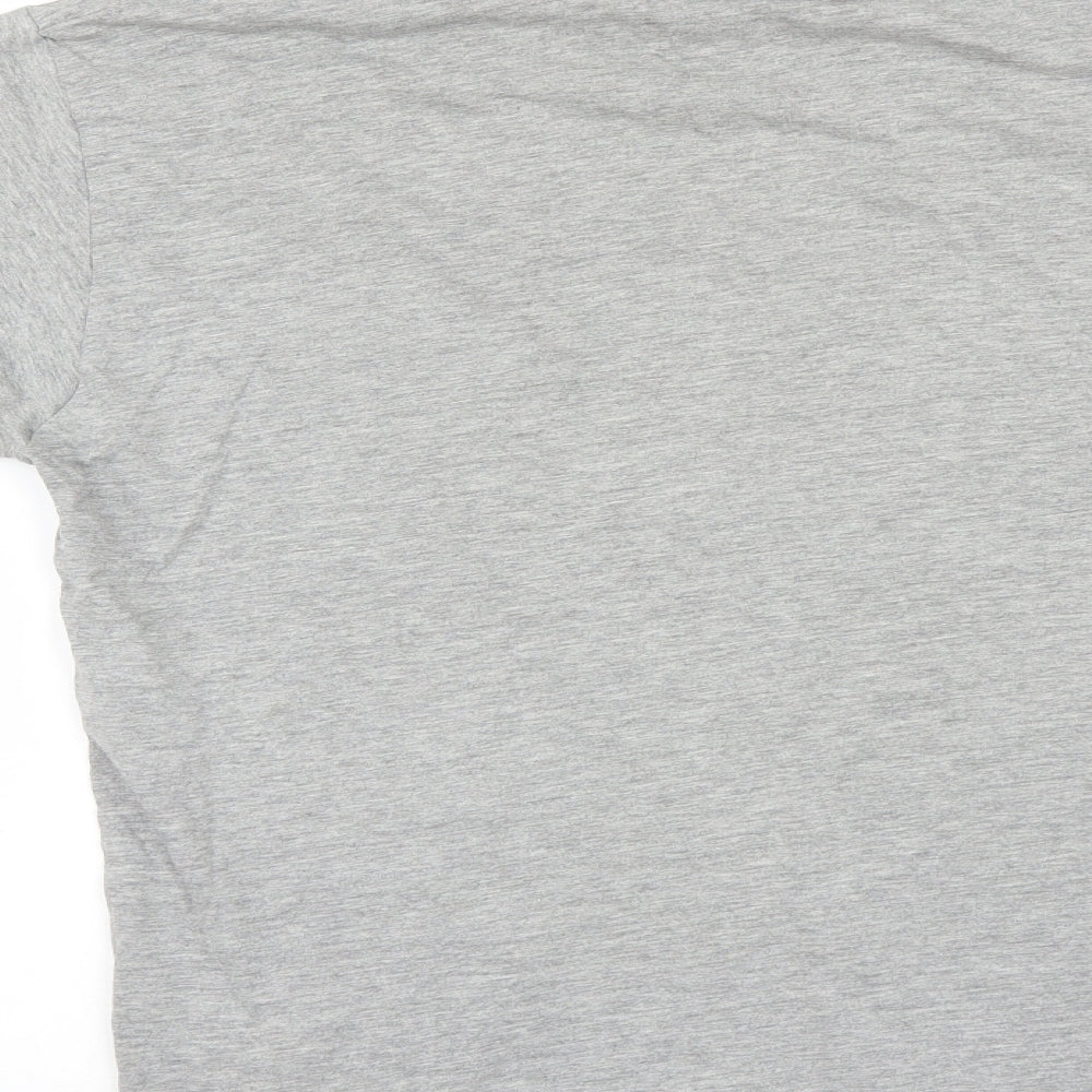 Brand and care label for SLEEPWEAR ESSENTIALS men’s grey solid pyjama top, size M