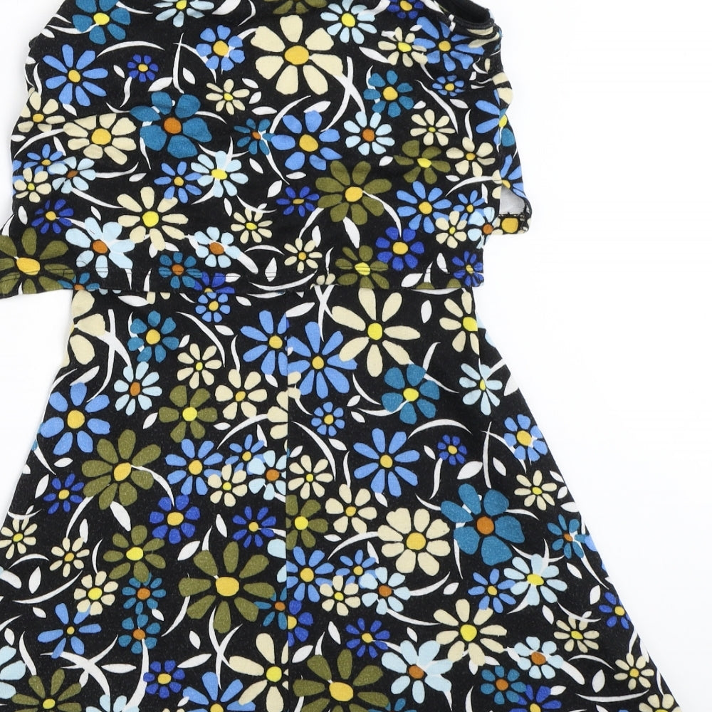 Brand and care label for Topshop women’s black floral fit & flare, size UK 8