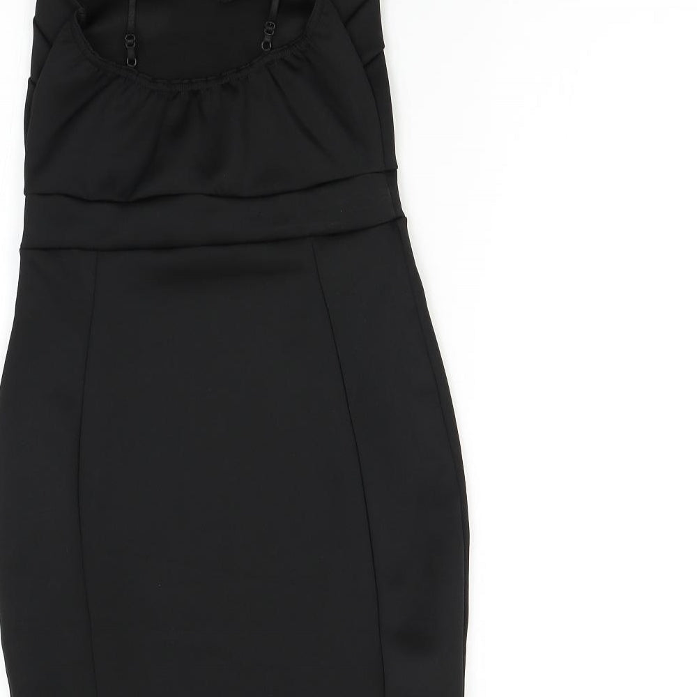 Brand and care label for Daisy Street women’s black bodycon, size M