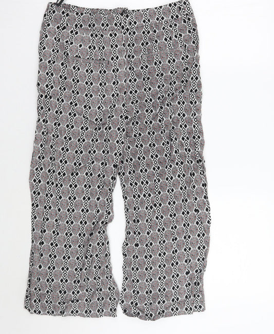 Womens UK Size 10 NEXT Regular Fit Cropped White Trousers