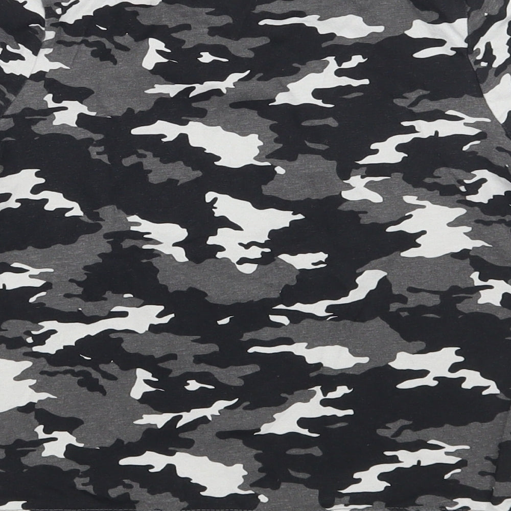 Brand and care label for Tu boys’ grey camouflage basic t-shirt, size 3, years