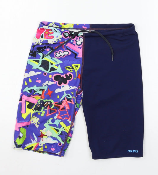 Additional front view of Maru women’s multicoloured geometric sweat shorts, size UK 26, in - sw