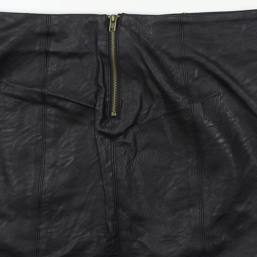 Brand and care label for Glamorous women’s black geometric bandage skirt, size XS