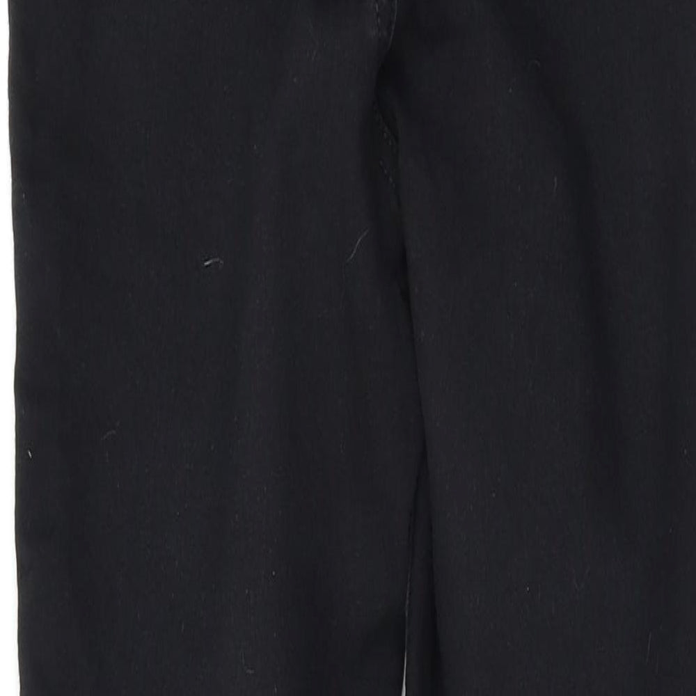 Brand and care label for F&F women’s black skinny jeans, size UK 6, 27-inch leg