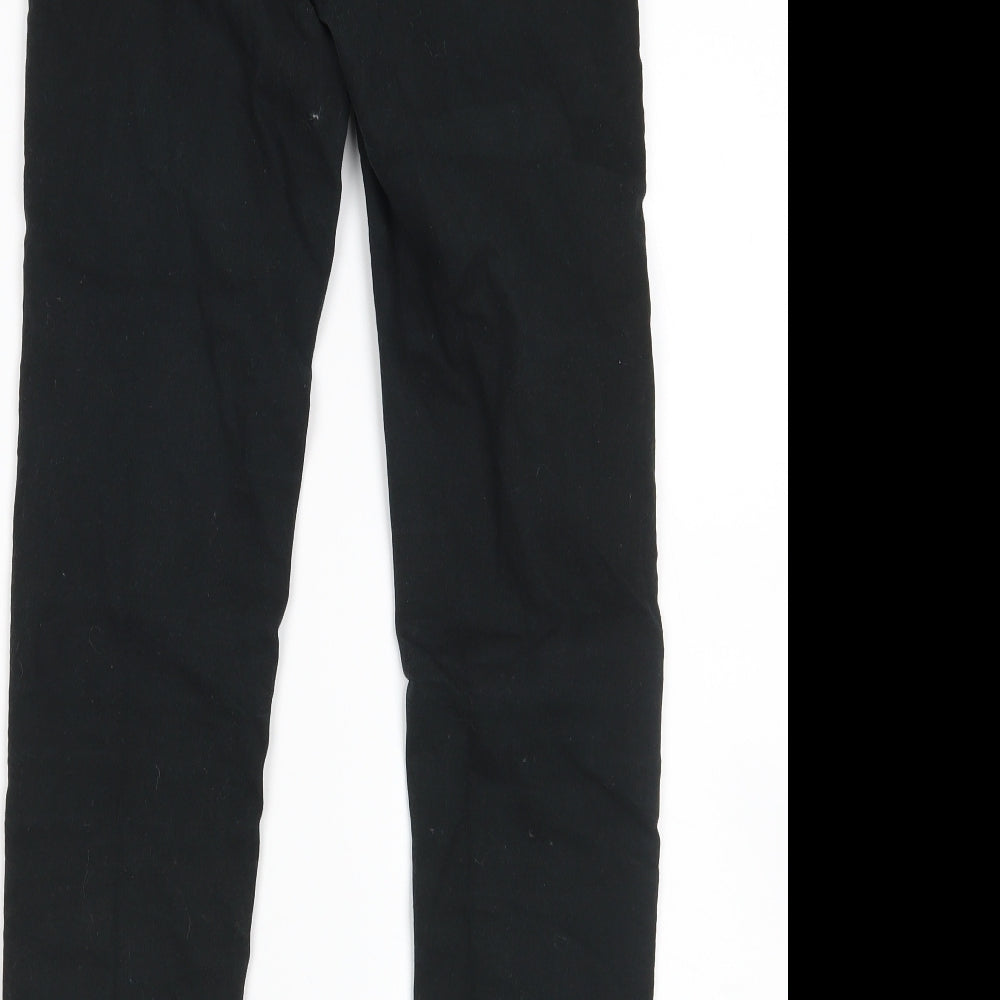 Brand and care label for New Look women’s black skinny jeans, size UK 8, 26-inch leg