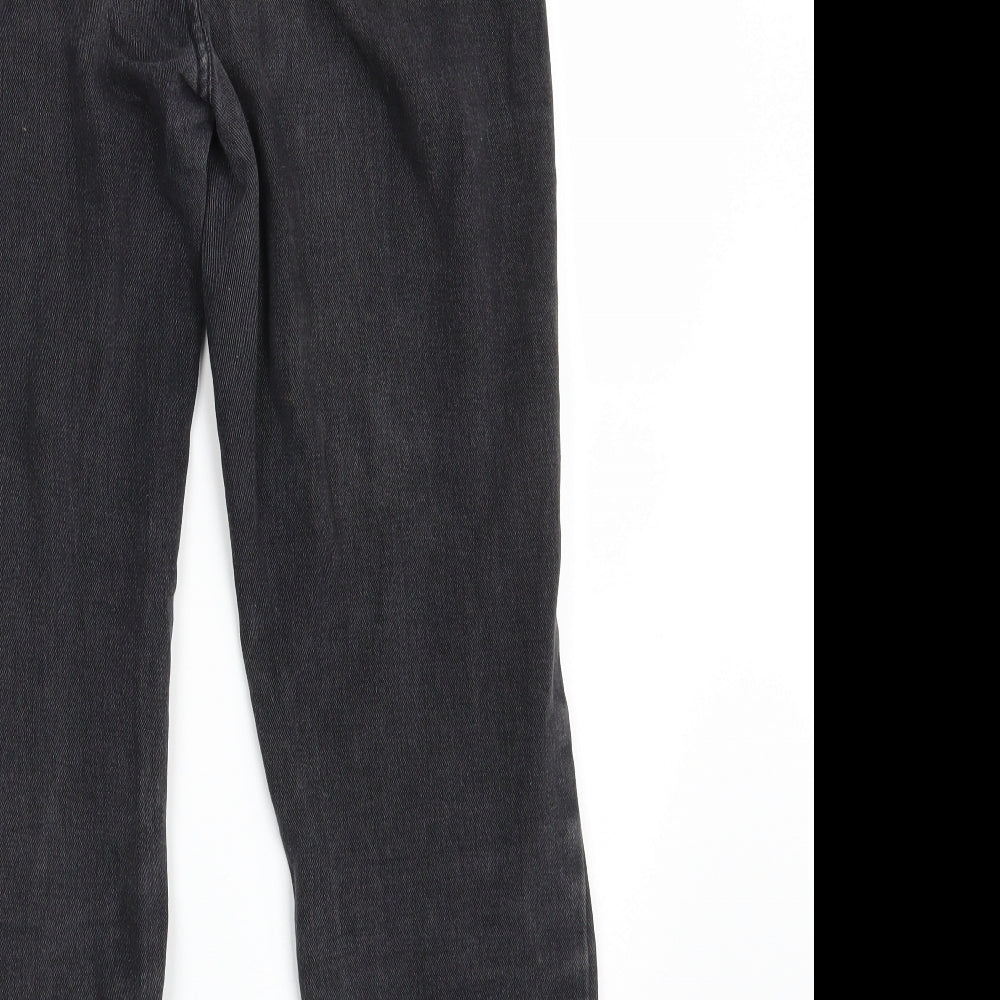 Brand and care label for SHEIN women’s black denim straight jeans, size M, 27-inch leg