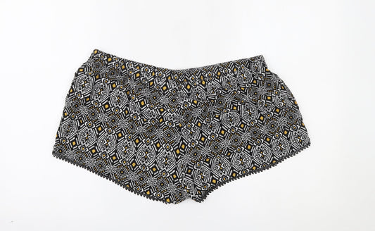 Primark Womens Black Geometric Sweat Shorts Size L