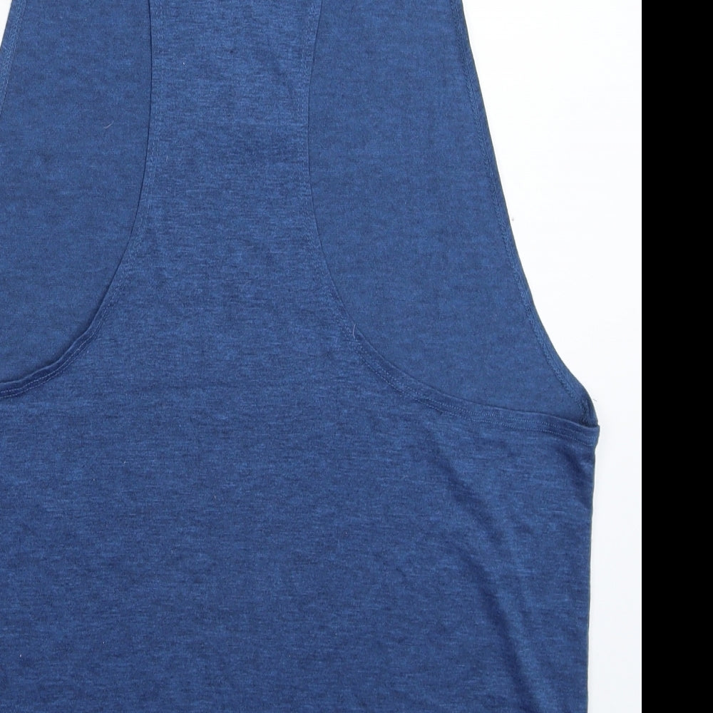 Brand and care label for Icy Zone men’s blue basic tank, size XL