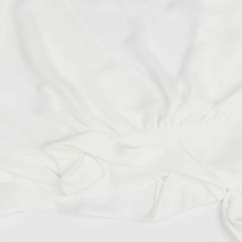 Boohoo Womens White Basic Button-Up Size 16