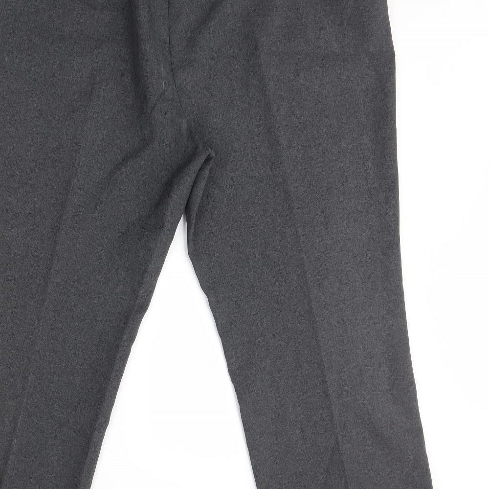 Brand and care label for Bonmarché women’s grey dress pants trousers, size UK 16, 28-inch leg