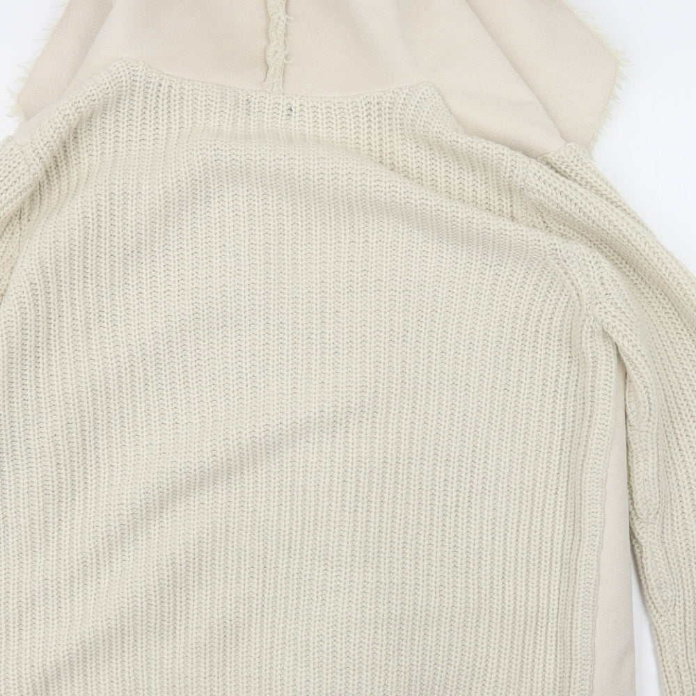 Brand and care label for F&F women’s white jacket, size UK 14