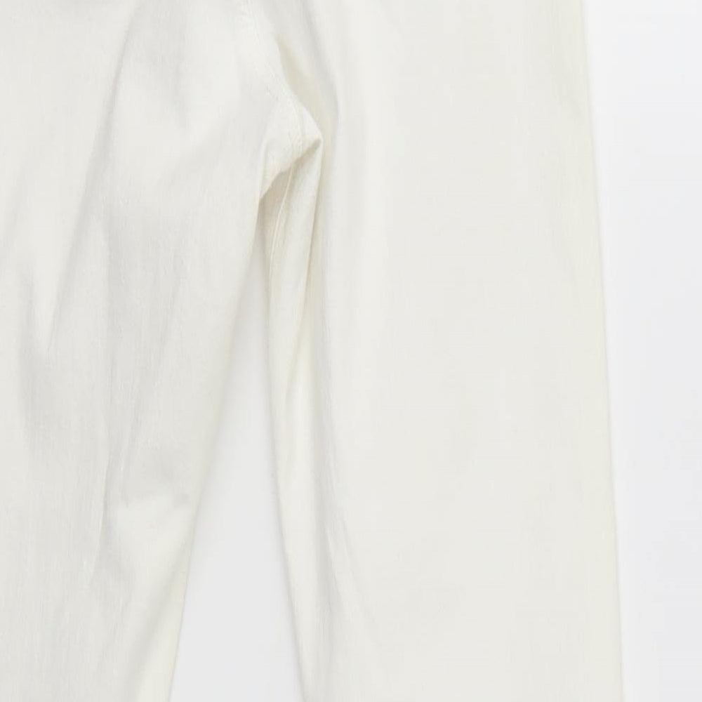 Brand and care label for Topshop women’s white skinny jeans, size UK 28, in, 28-inch leg