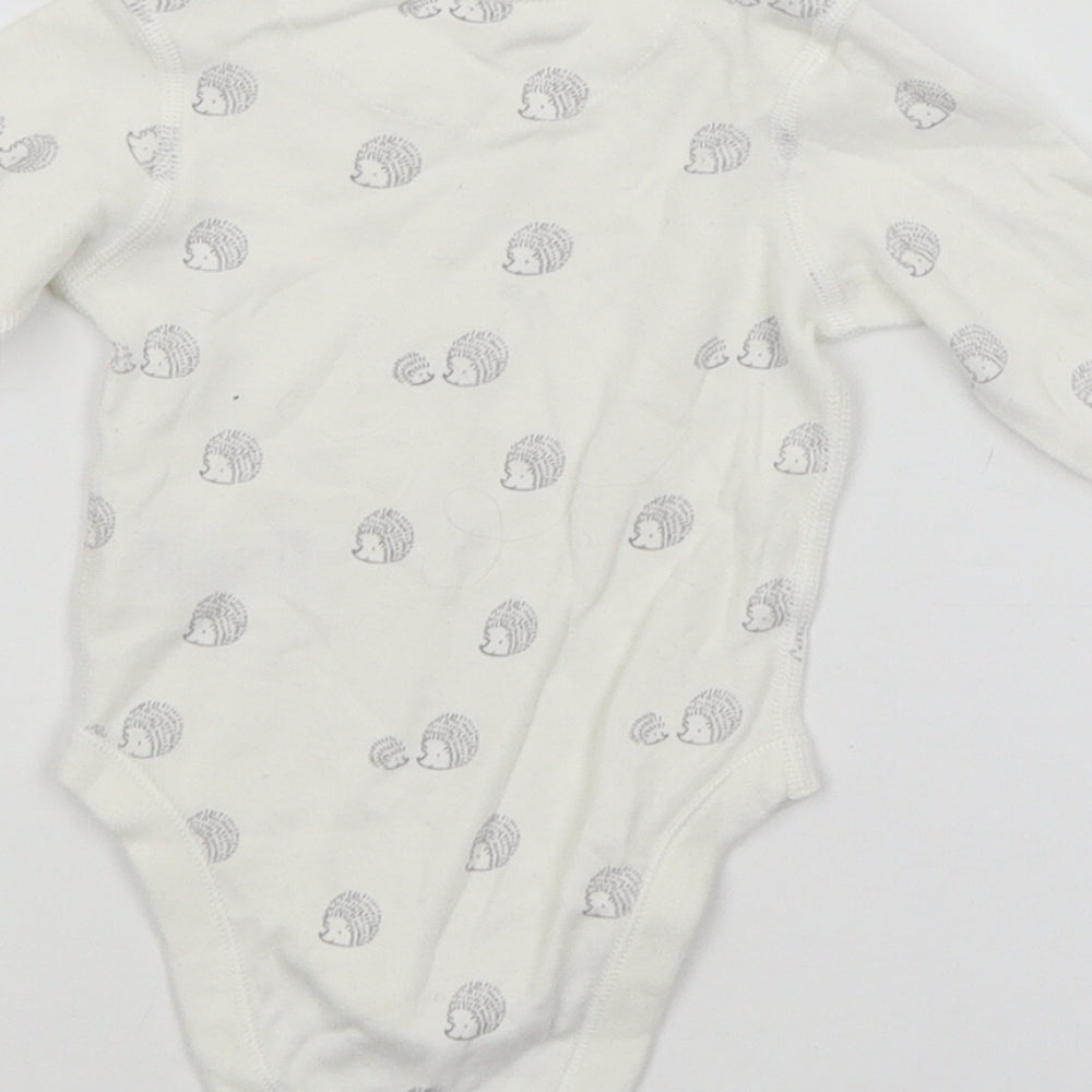 M&S Baby White Animal Print Babygrow One-Piece Size 0-3 Months