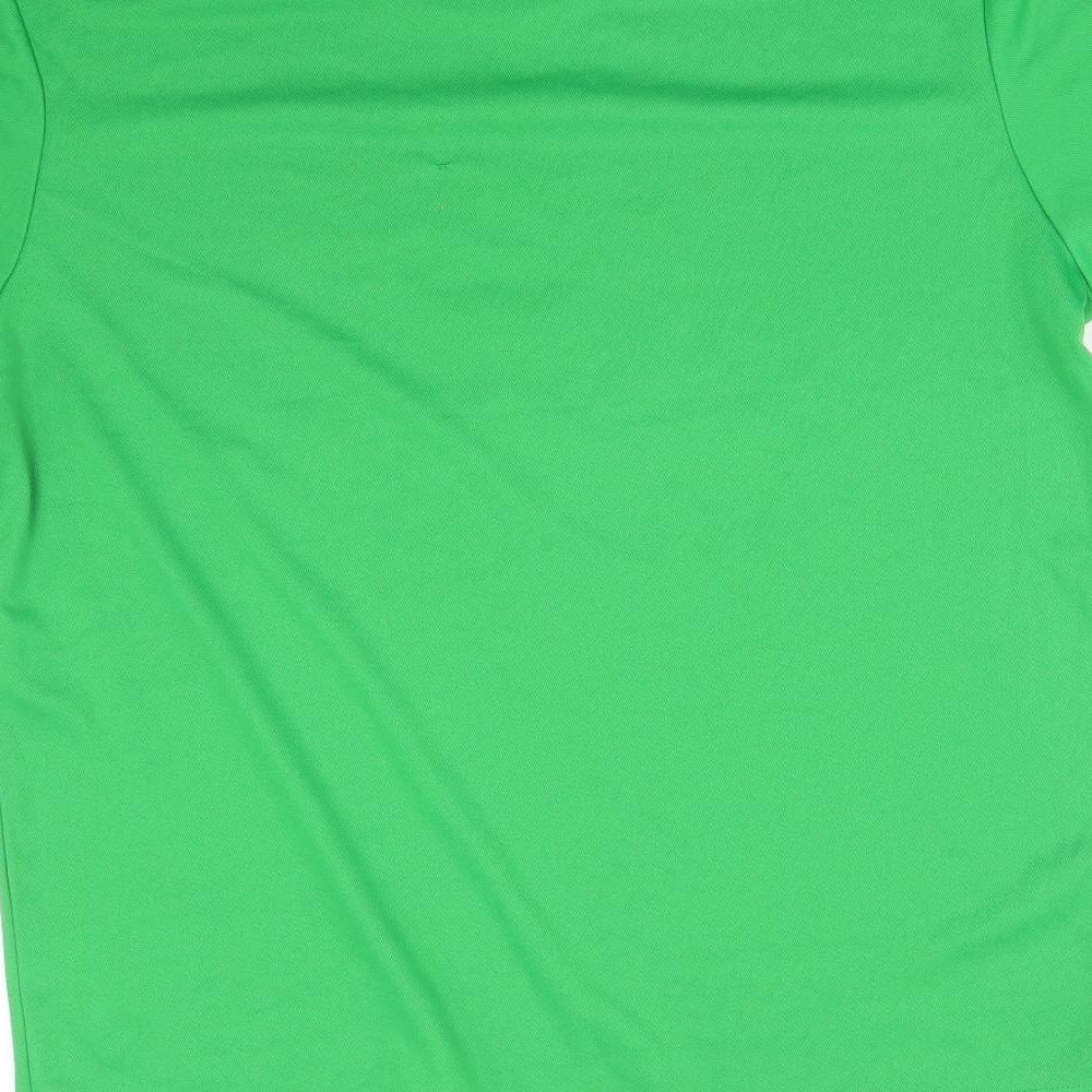 Brand and care label for Roly men’s green basic t-shirt, size L, - liverpool spring 10k 2019