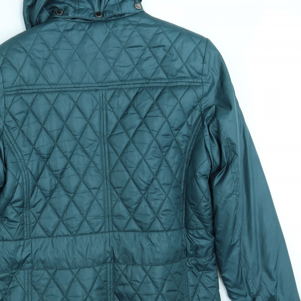 Brand and care label for Four Seasons women’s green jacket one size