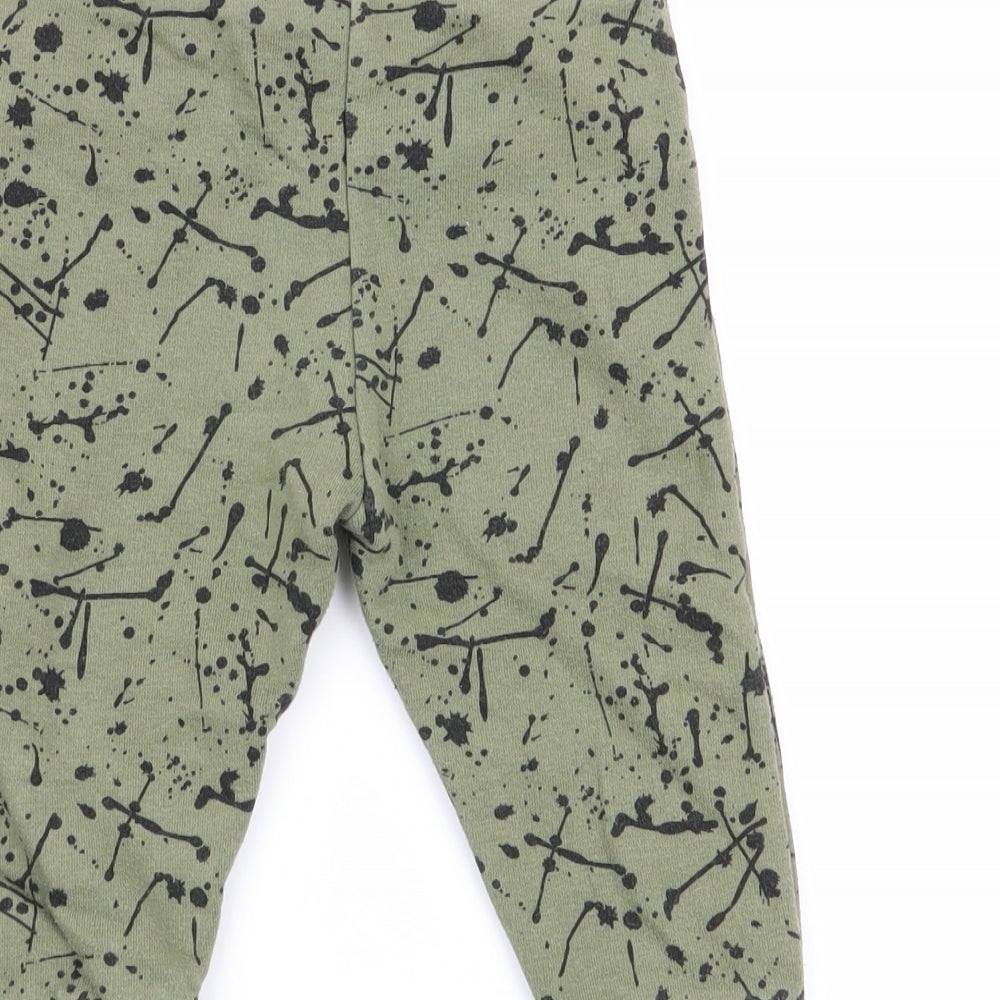 fred and flo Boys Green Geometric Jogger Trousers Size 6-9 Months