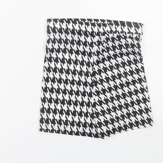 PRETTYLITTLETHING Womens Black Houndstooth  Biker Shorts Size 6