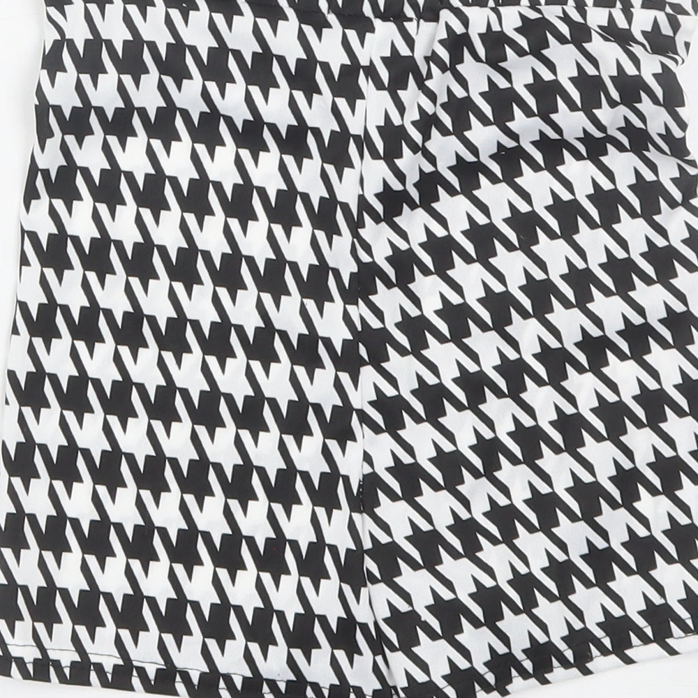 PRETTYLITTLETHING Womens Black Houndstooth Biker Shorts Size 6