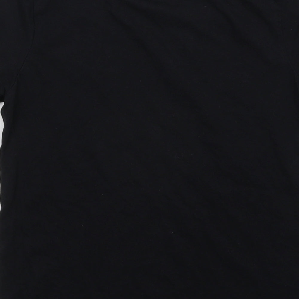 Brand and care label for Primark girls’ black basic t-shirt, size 10-11, years