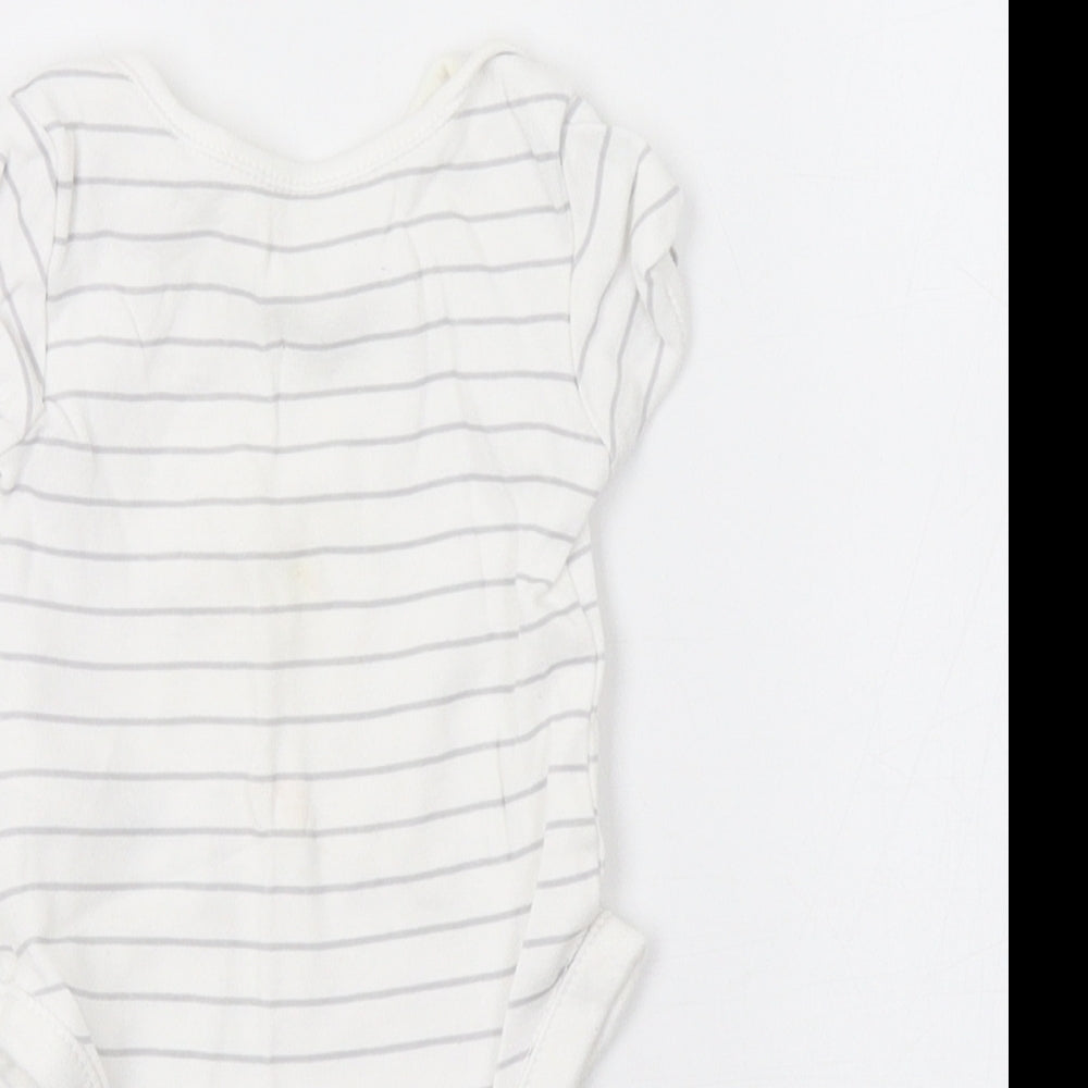 Brand and care label for George Baby White Striped Romper One-Piece, size 0-3, Months