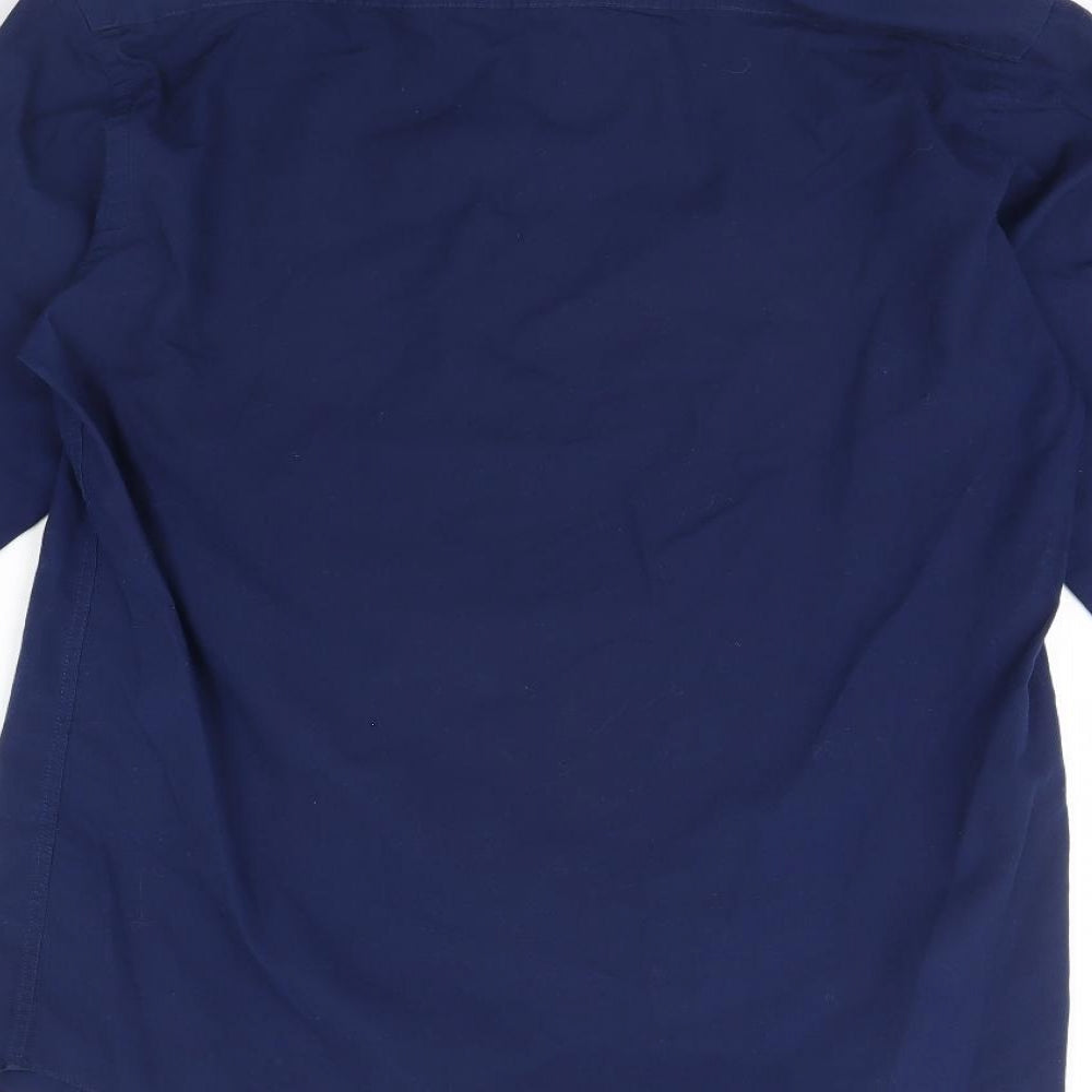 Brand and care label for Taylor & Wright men’s blue dress shirt, size 15