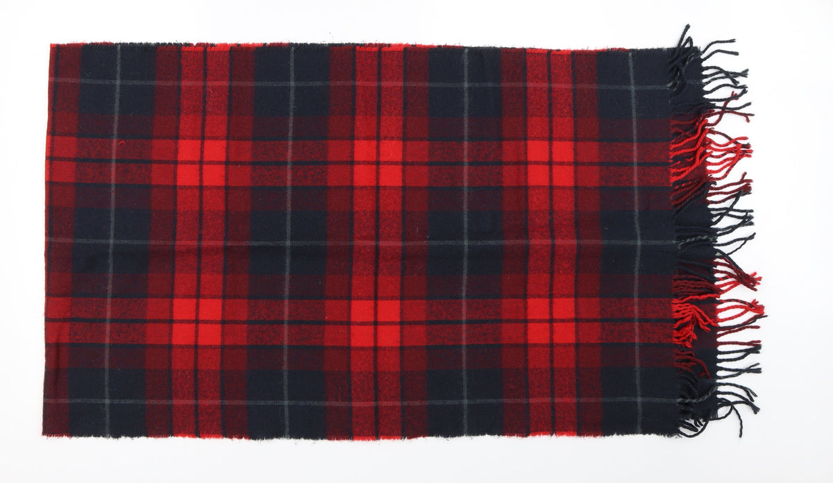 Additional front view of H&M women’s blue check shawl/wrap