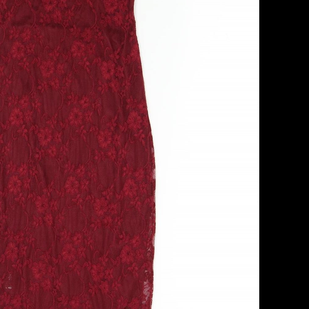 Brand and care label for Boohoo women’s red lace bodycon, size UK 8