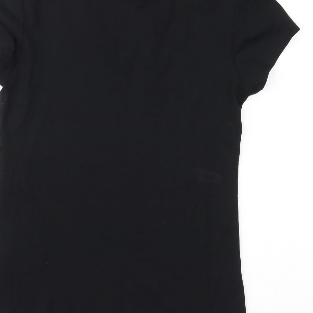 Brand and care label for LA Gear women’s black basic t-shirt, size UK 6