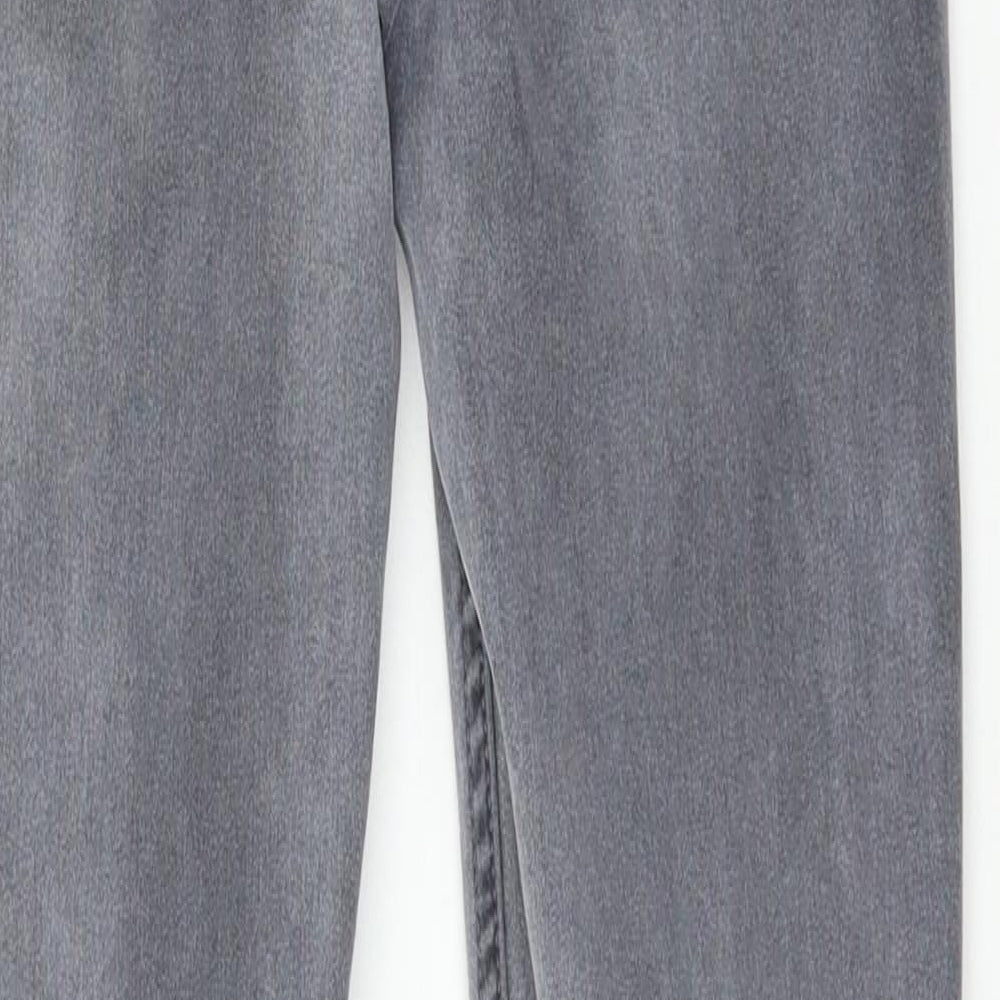 Brand and care label for New Look women’s grey skinny jeans, size UK 10, 27.5-inch leg