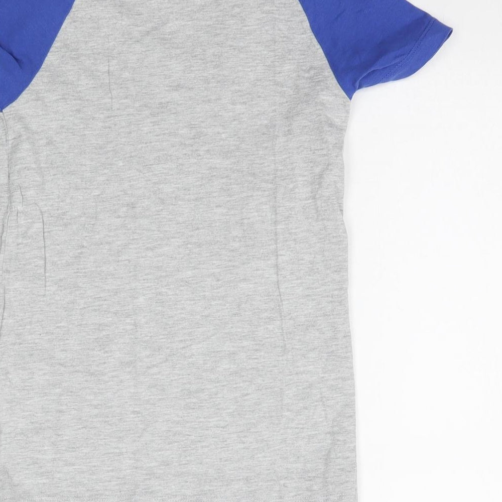 Brand and care label for Matalan boys’ grey basic t-shirt, size 8, years