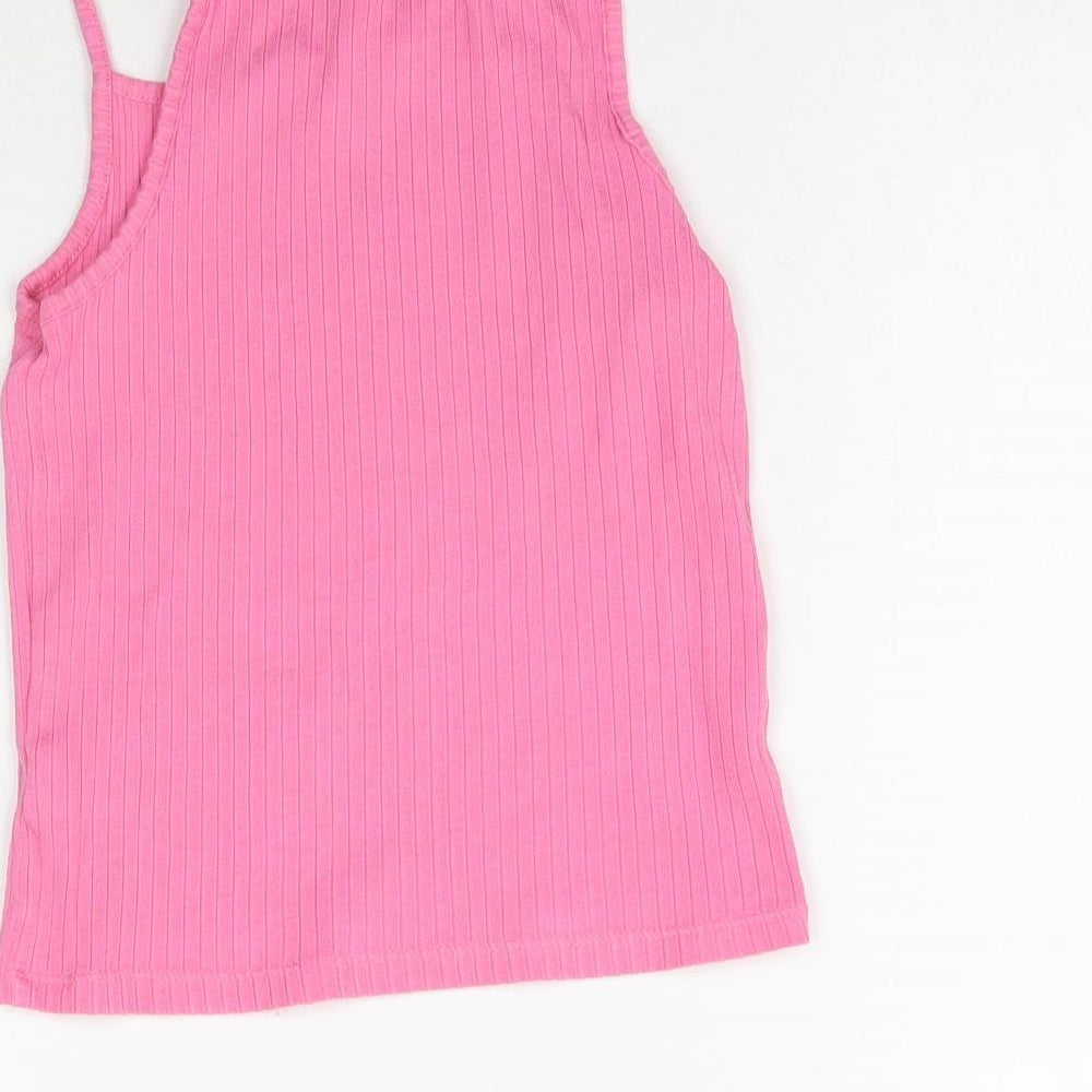 Brand and care label for F&F girls’ pink basic tank, size 8-9, years