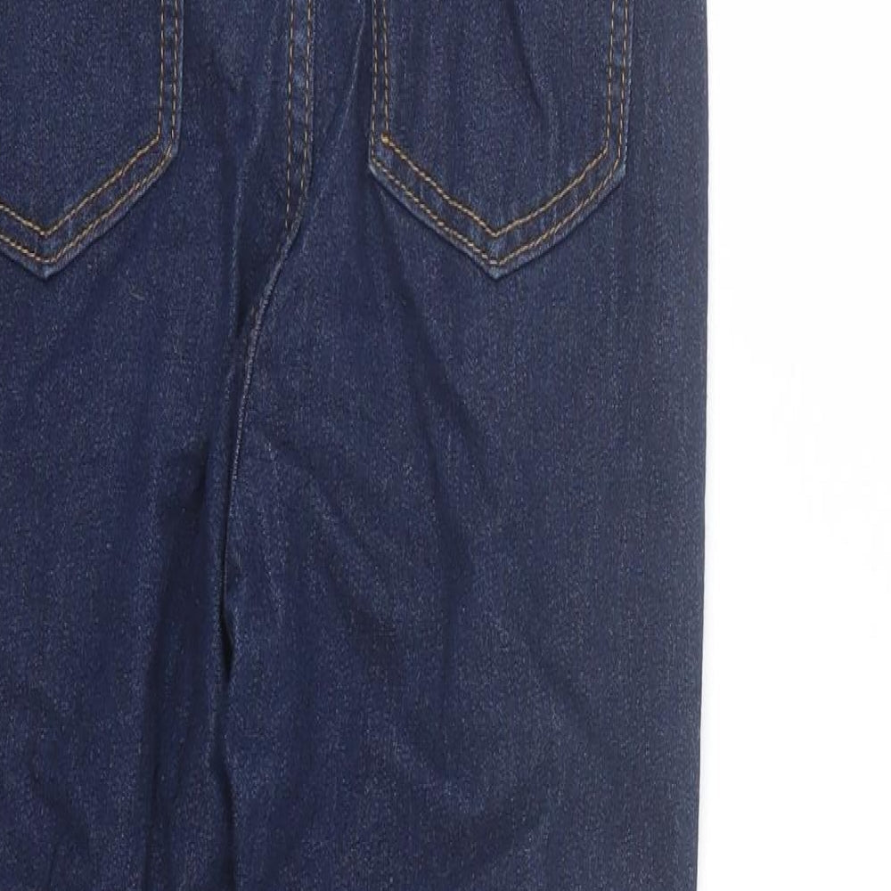 Brand and care label for Boohoo women’s blue denim skinny jeans, size UK 8, 26-inch leg