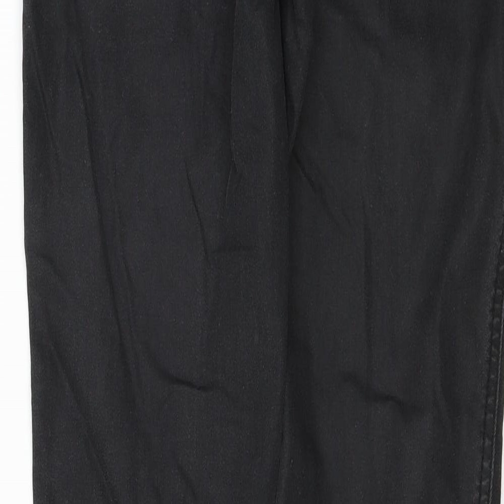 Brand and care label for F&F women’s black skinny jeans, size UK 6, 28-inch leg