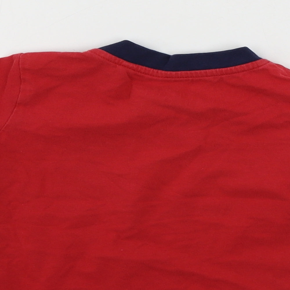 Brand and care label for Hullabaloo boys’ red basic t-shirt, size 9-12, months