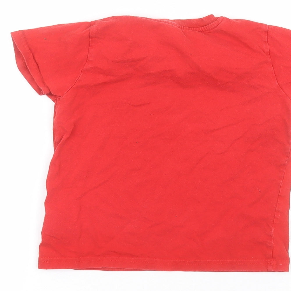 Brand and care label for Primark boys’ red basic t-shirt, size 5-6, years