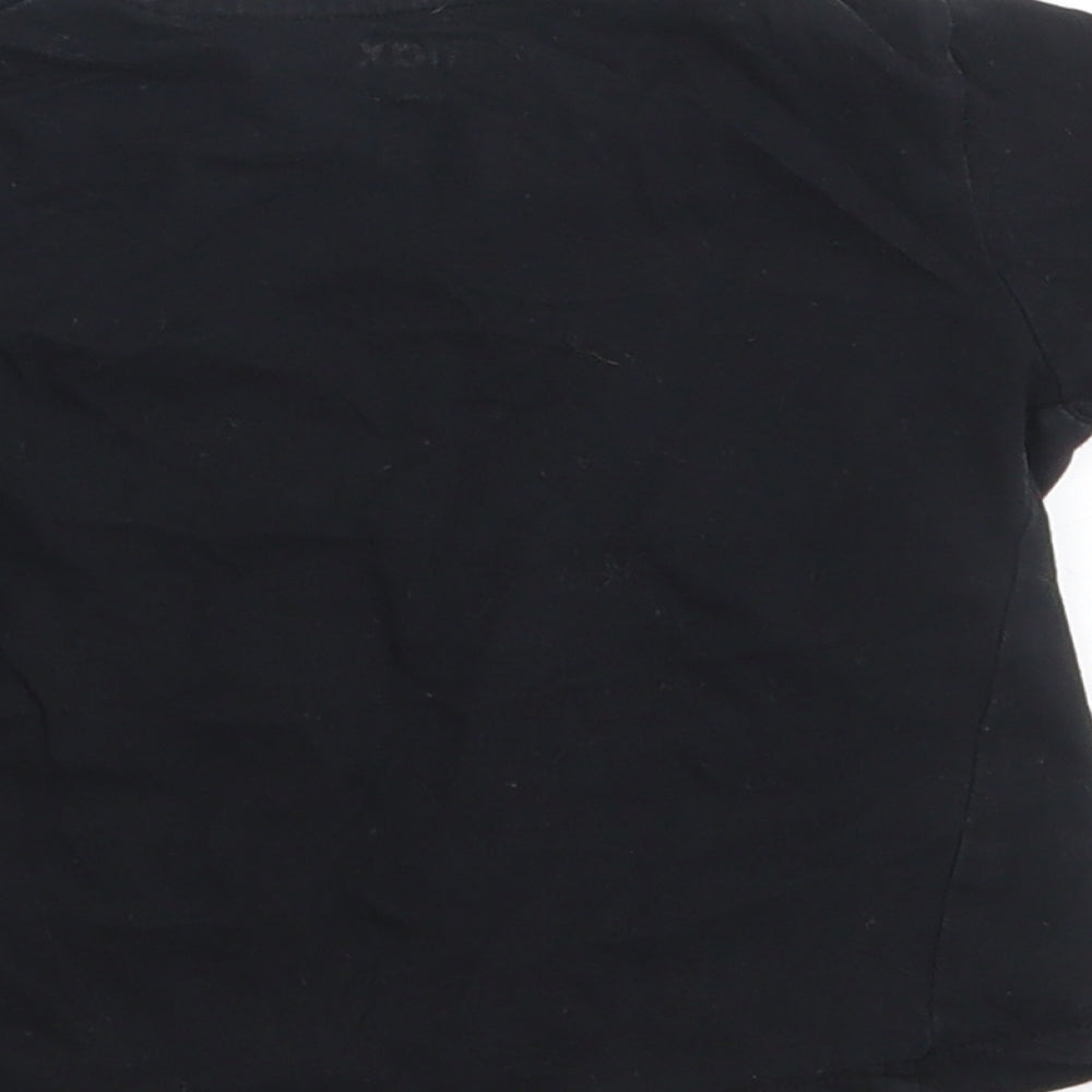 Brand and care label for MAX boys’ black basic t-shirt, size 18-24, months
