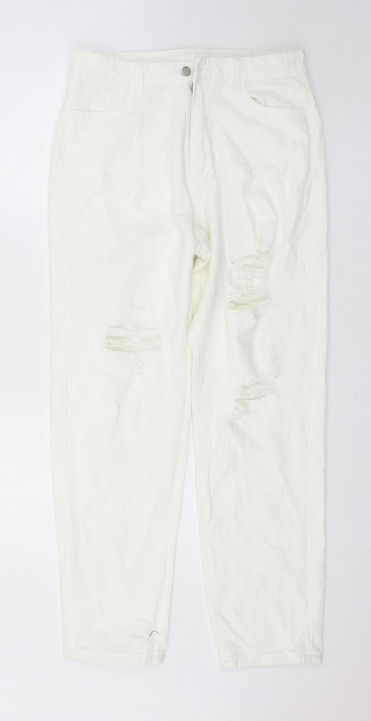 Additional front view of SHEIN women’s white straight jeans, size L, 30-inch leg