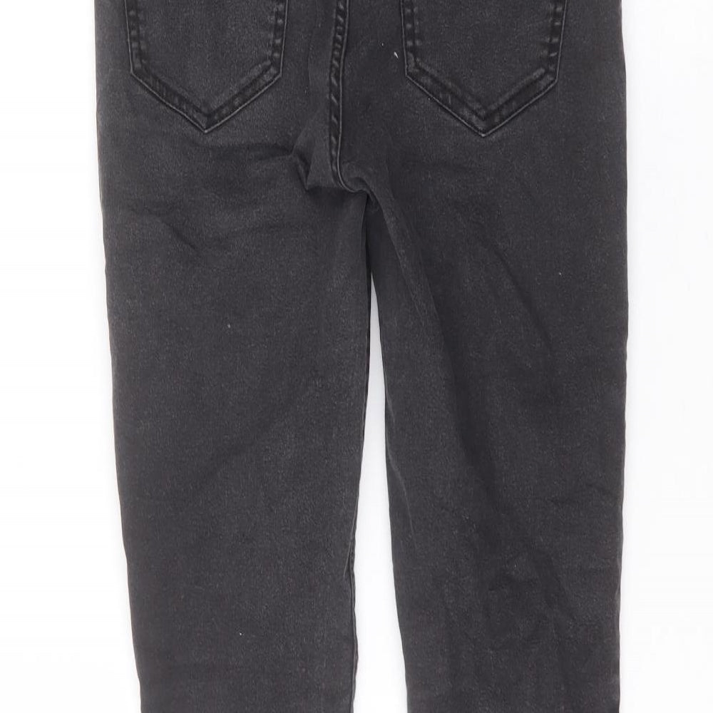 Brand and care label for New Look women’s black skinny jeans, size UK 8, 24-inch leg
