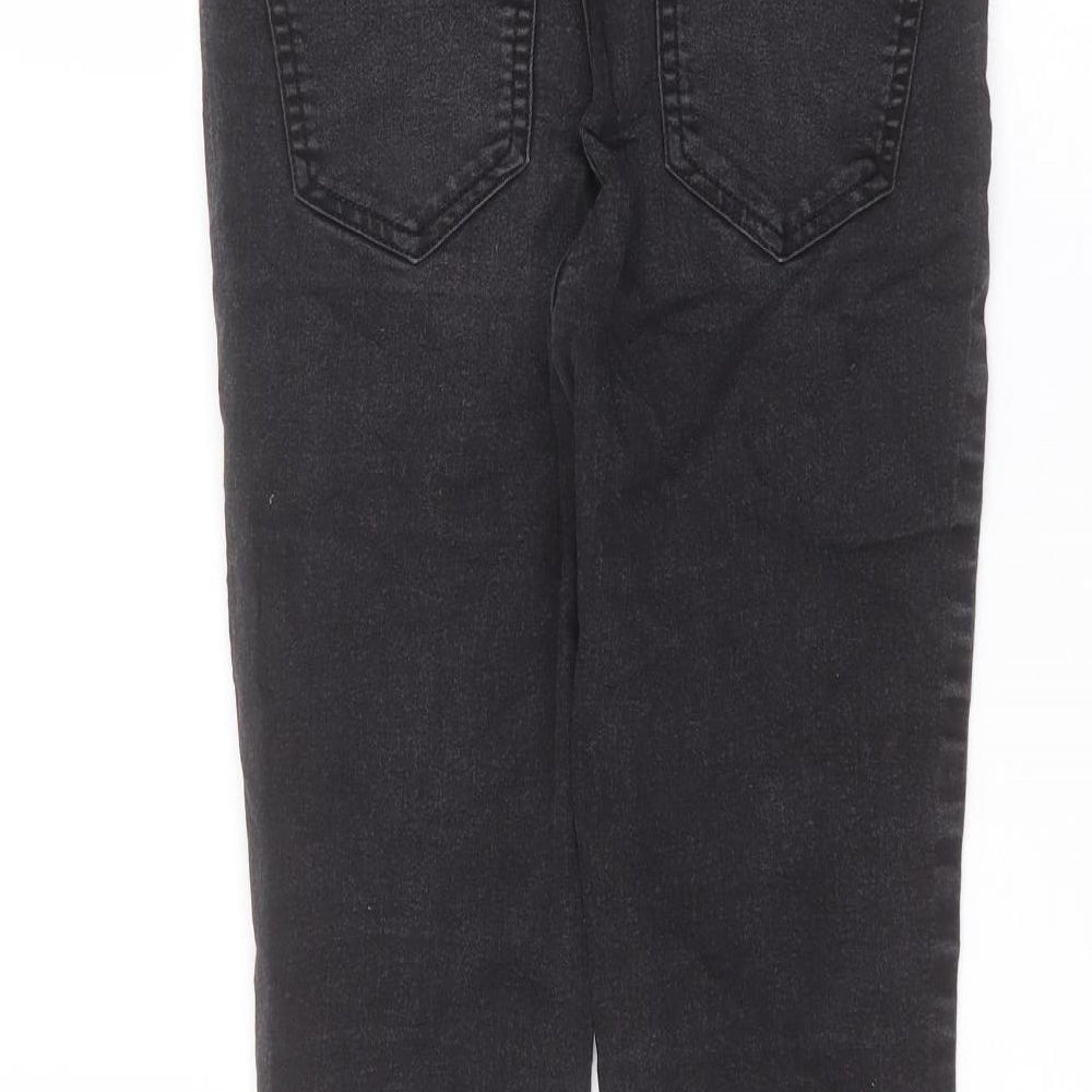 Brand and care label for New Look women’s black skinny jeans, size UK 8, 25-inch leg